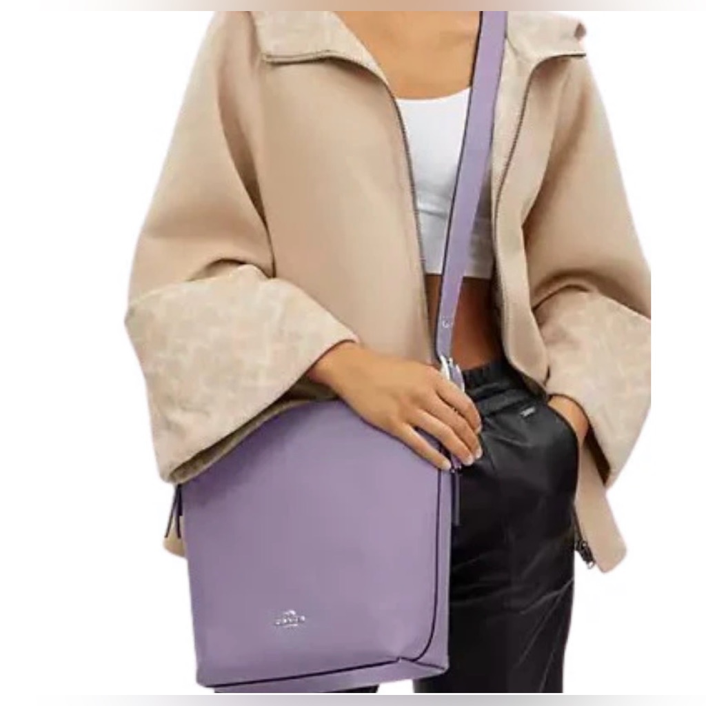 Coach Val Duffle. New No Tag .